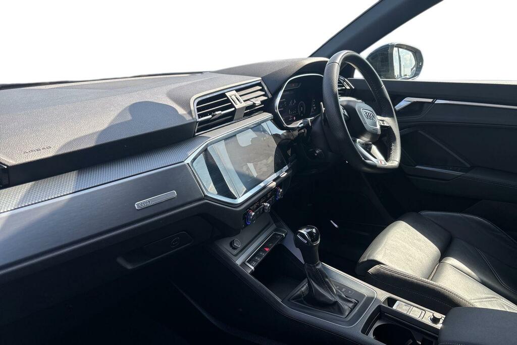 Audi Q3 Audi Q3 Edition 1 35 Tdi 150 Ps S Tronic BV70NWX Grey #2