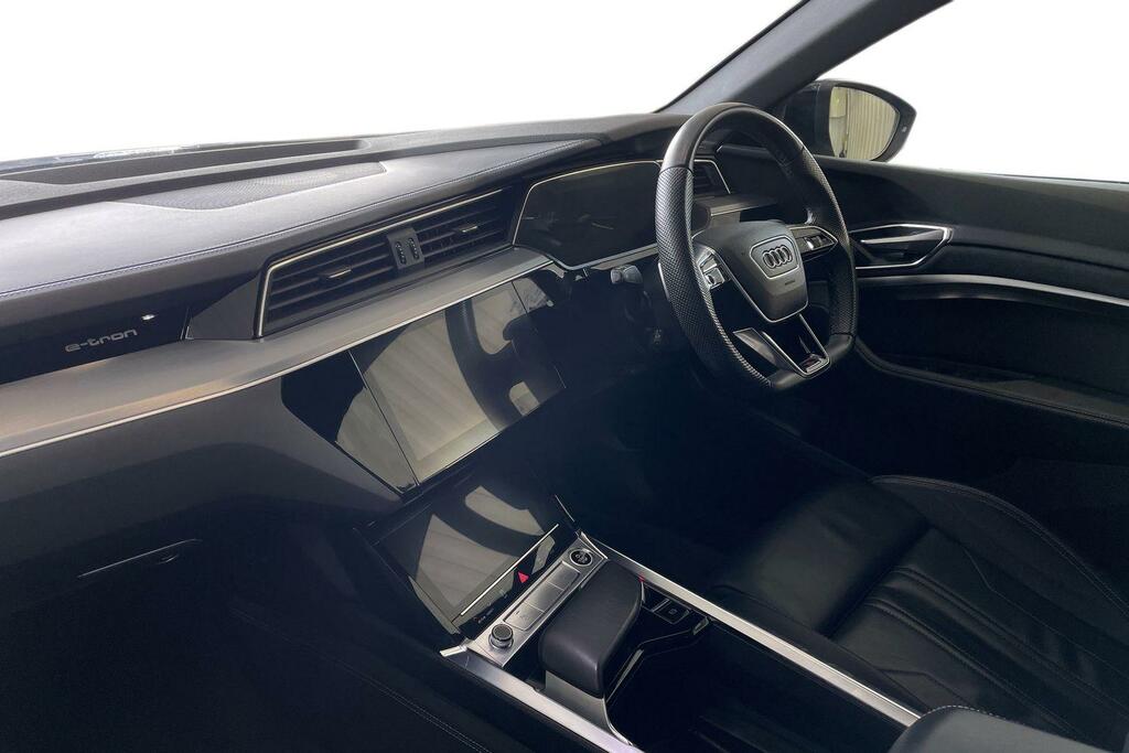 Audi E-tron Audi E-tron Sportback Black Edition 55 Quattro 300 YS71ULD Silver #2