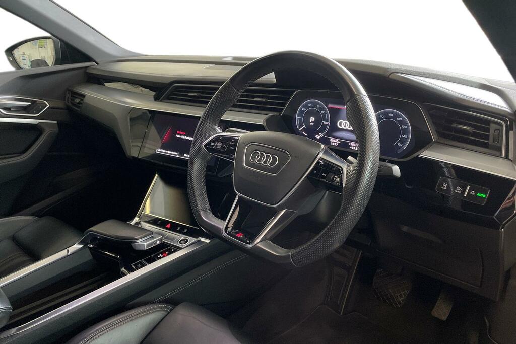 Audi E-tron Audi E-tron Sportback Black Edition 55 Quattro 300 YS71ULD Silver #6