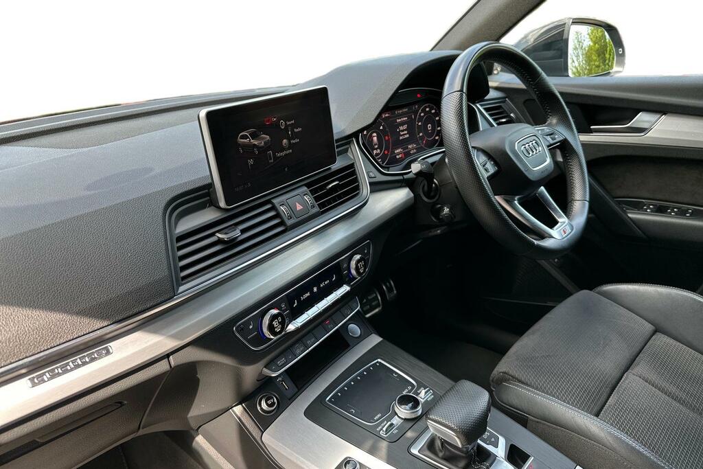 Audi Q5 Audi Q5 S Line 40 Tdi Quattro 190 Ps S Tronic Black #2