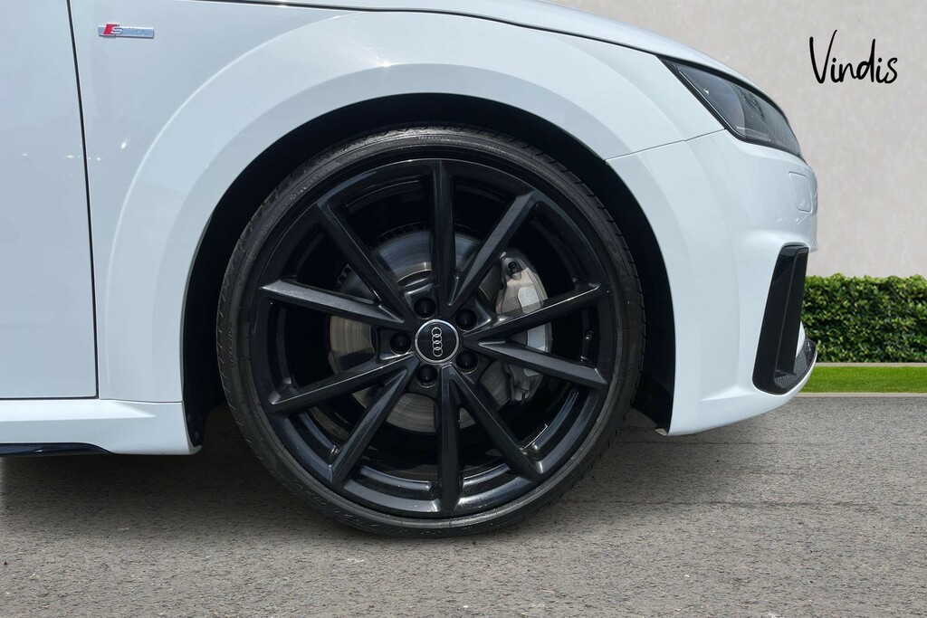 Audi TT Audi Tt Coup- Black Edition 45 Tfsi Quattro 245 Ps RE23VWL White #5