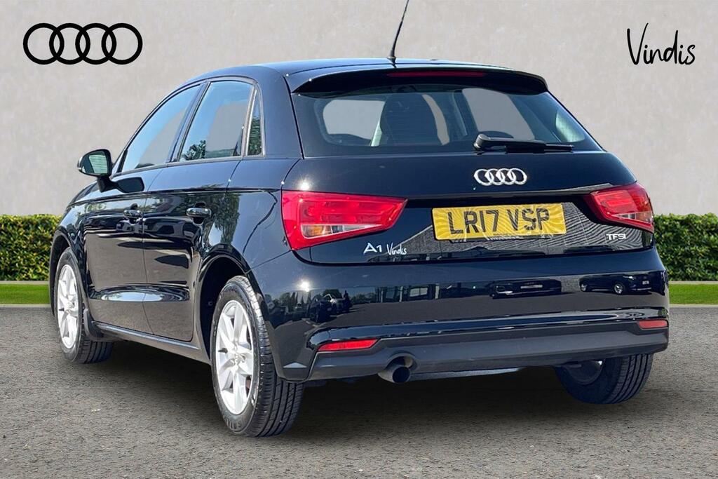 Audi A1 Audi A1 Sportback Se 1.0 Tfsi 95 Ps 5-Speed Black #3