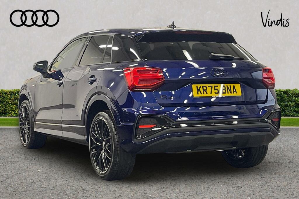 Audi Q2 Audi Q2 Black Edition 35 Tfsi 150 Ps S Tronic KR75BNA Blue #3