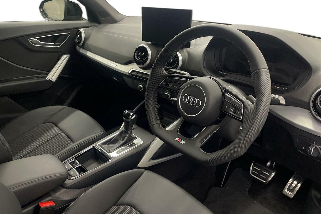 Audi Q2 Audi Q2 Black Edition 35 Tfsi 150 Ps S Tronic KR75BNA Blue #6