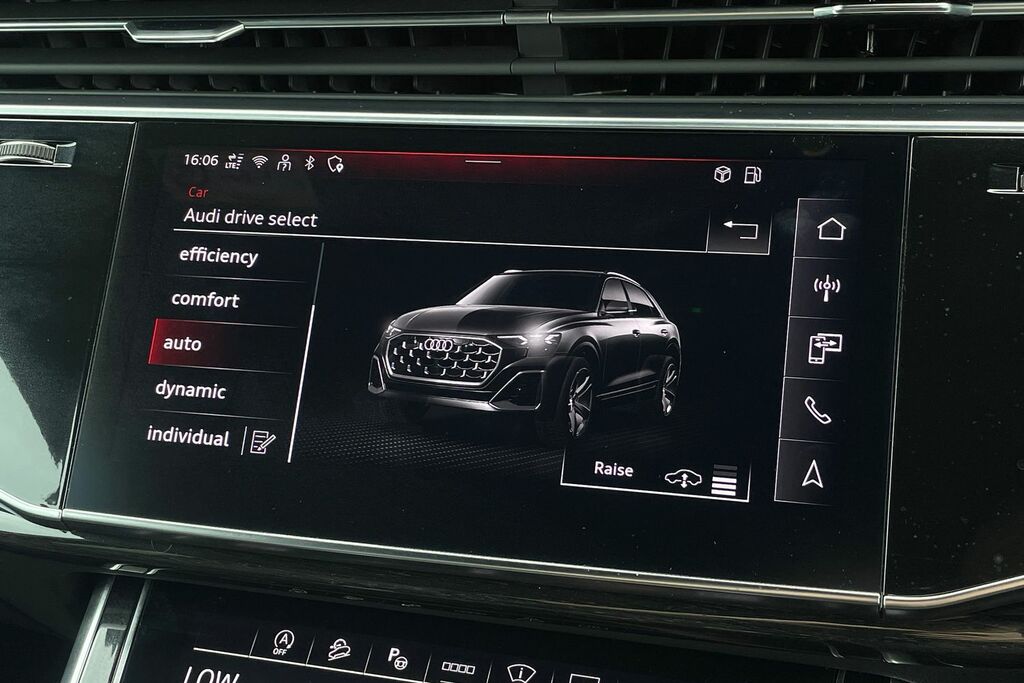 Audi Q8 S Line Blue #26