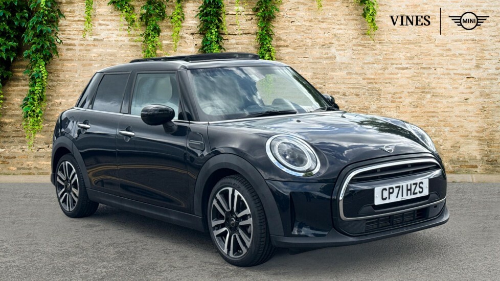 2021 Mini Hatch