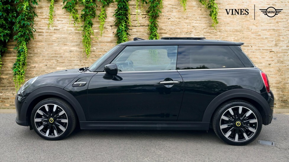 Mini Hatch Level 3 LE73GGO Black #3