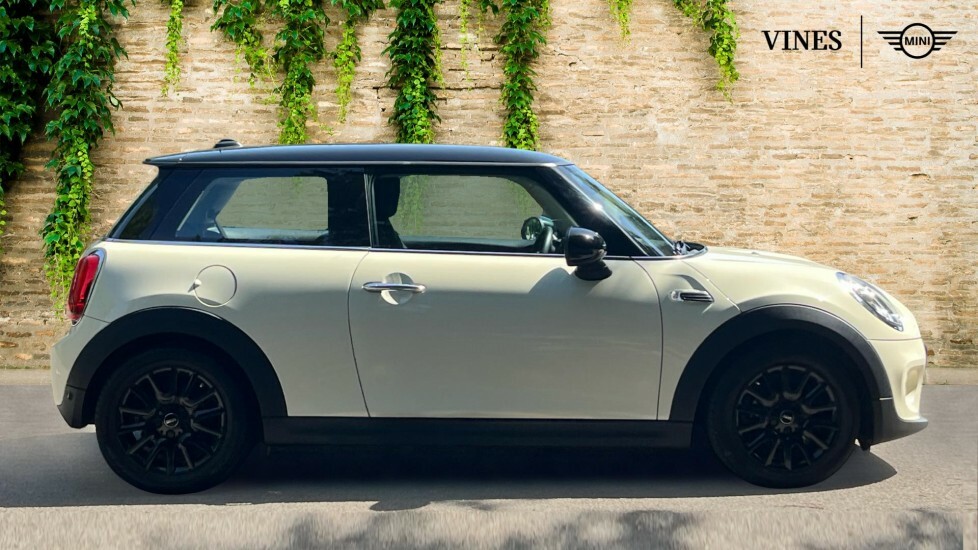 Mini Hatch Cooper 3-Door Hatch White #3