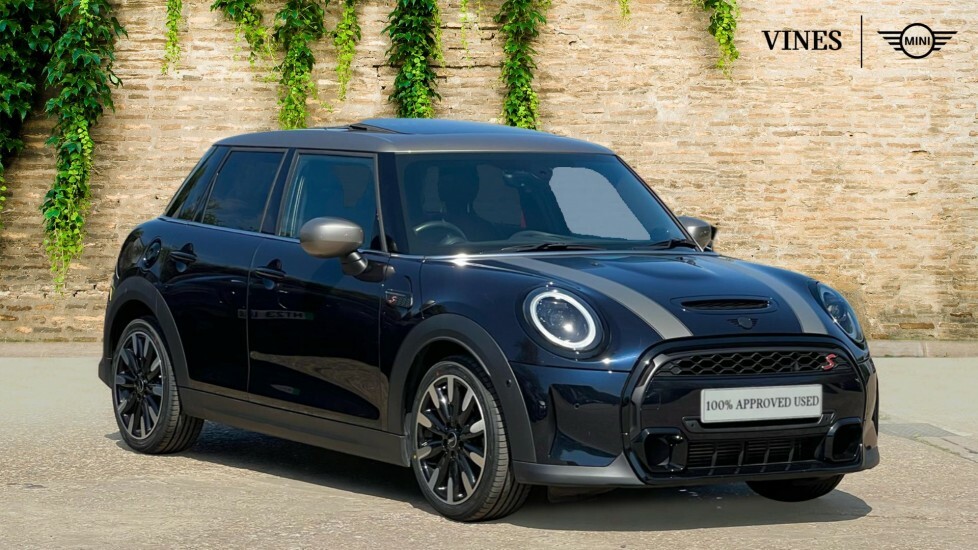 Mini Hatch 5-Door Hatch Cooper S Exclusive Black