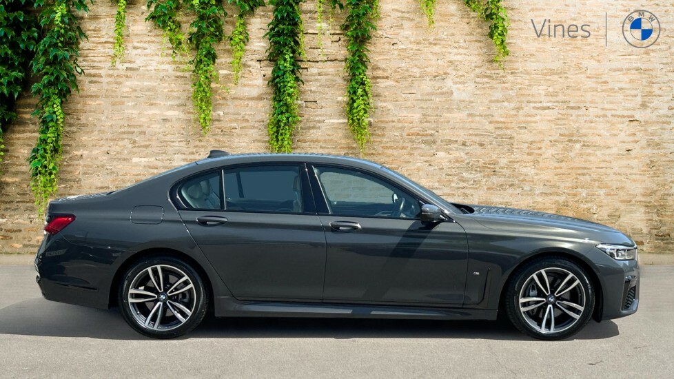 BMW 7 Series 730D M Sport Saloon  #3