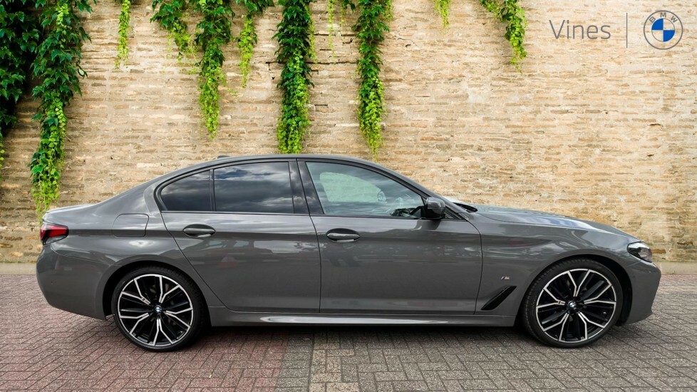 BMW 5 Series 520I M Sport Saloon WA72UBZ Grey #5