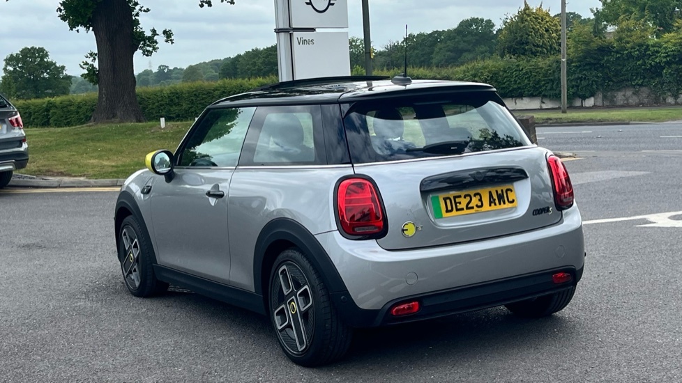Mini Hatch Level 3 Silver #2