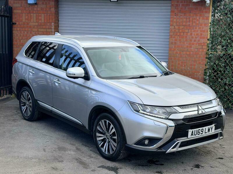 Mitsubishi Outlander 2.0 Mivec Exceed Cvt Silver