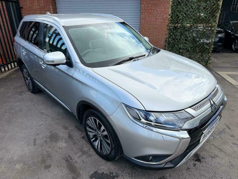 Mitsubishi Outlander 2.0 Mivec Exceed Cvt Silver #3