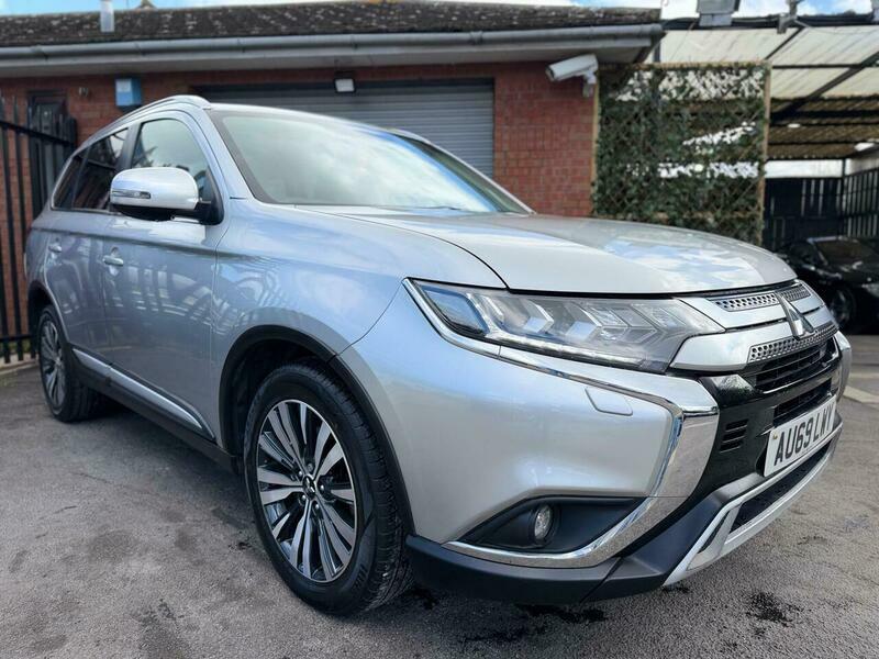 Mitsubishi Outlander 2.0 Mivec Exceed Cvt Silver #4