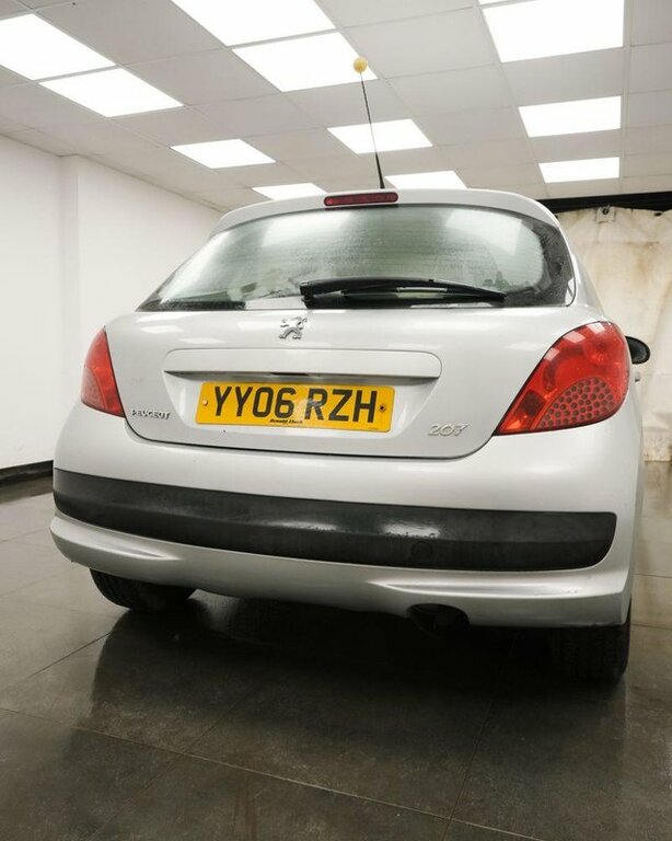 Peugeot 207 1.4 16V Sport Silver #5