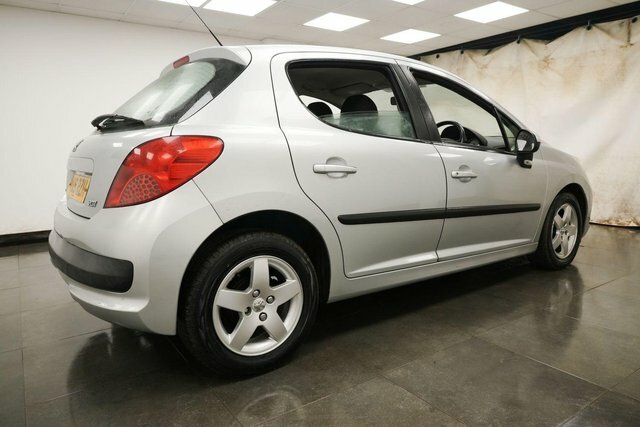 Peugeot 207 1.4 16V Sport Silver #4