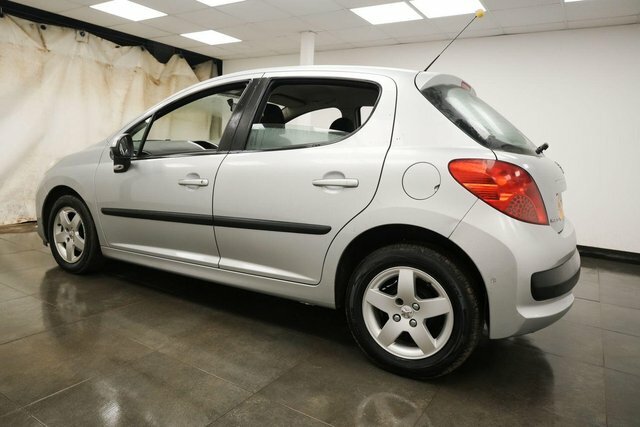 Peugeot 207 1.4 16V Sport Silver #6