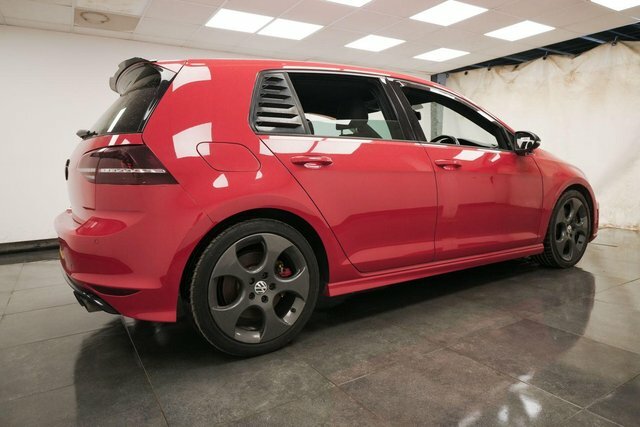 Volkswagen Golf 2.0 Tsi Bluemotion Tech R Dsg 4Motion Euro 6 S S MV64WFL Red #4