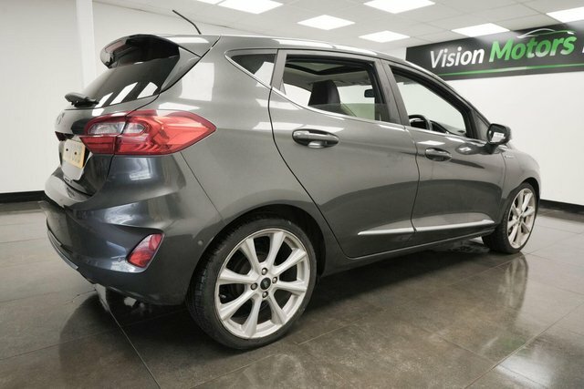 Ford Fiesta 1.0T Ecoboost Vignale Euro 6 S S RO68OGB Black #3