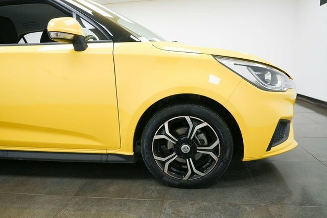 MG MG3 1.5 Vti-tech Excite Euro 6 S S EA72KHJ Yellow #4