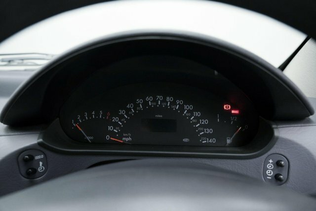Mercedes-Benz A Class 2.0 A250 Amg Line White #21