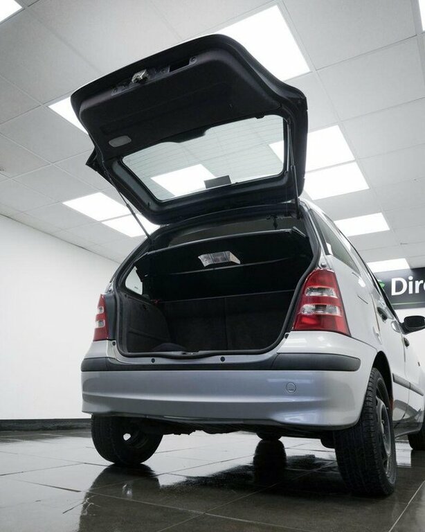 Mercedes-Benz A Class 2.0 A250 Amg Line White #7