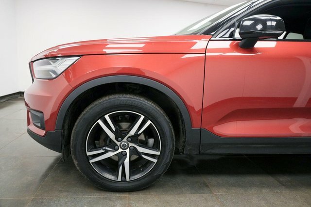Volvo XC40 1.5 T3 R-design Euro 6 S S WR69JPJ Red #5