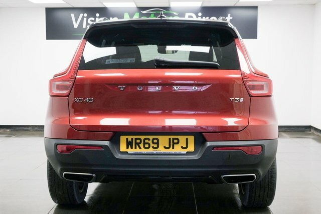 Volvo XC40 1.5 T3 R-design Euro 6 S S WR69JPJ Red #2