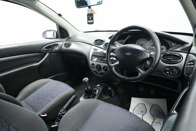 Ford Focus 1.8I 16V Ghia Silver #8