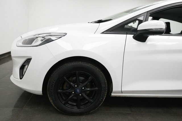 Ford Fiesta 1.1 Ti-vct Zetec Euro 6 S S YW19XWF White #5