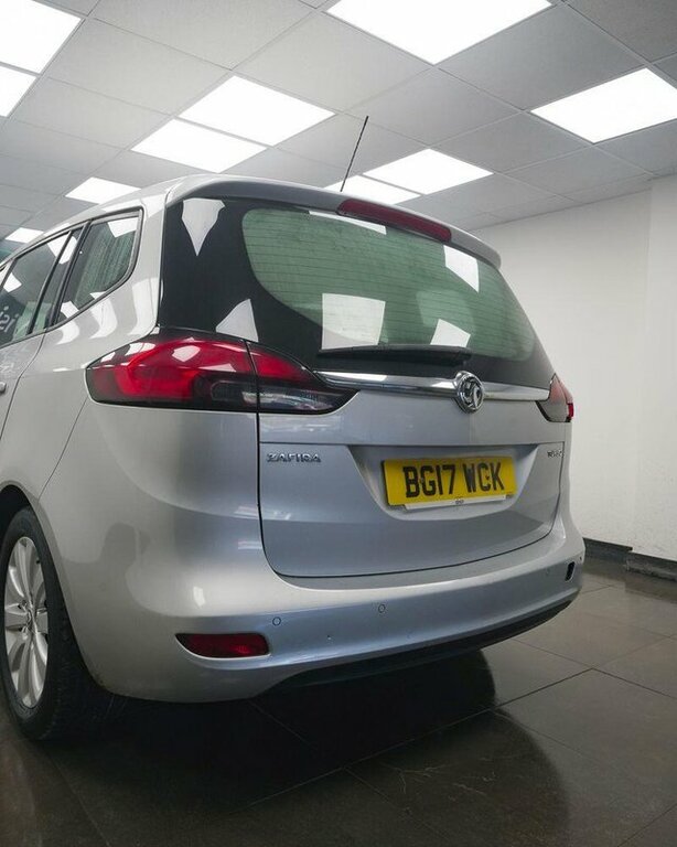 Vauxhall Zafira Tourer 1.4I Turbo Design Euro 6 BG17WCK Silver #2
