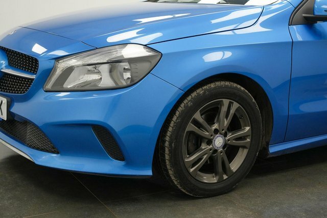 Mercedes-Benz A Class 1.5 A180d Se Euro 6 S S LL65WMK Blue #5