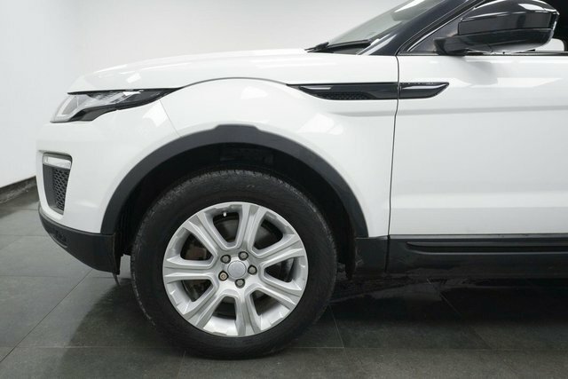 Land Rover Range Rover Evoque 2.0 Td4 Se Tech 4Wd Euro 6 S S DN67MFE Black #5