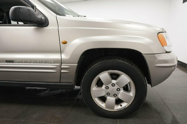 Jeep Grand Cherokee Limited Black #4