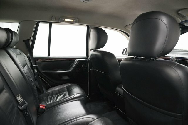 Jeep Grand Cherokee Limited Black #13