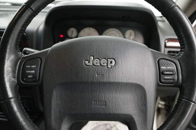 Jeep Grand Cherokee Limited Black #21