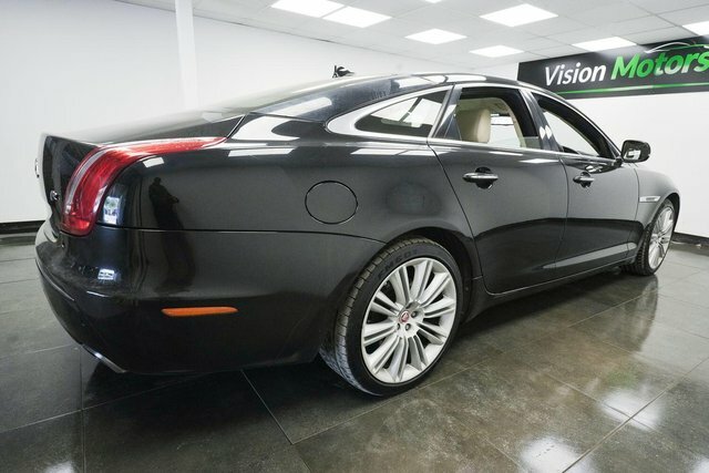 Jaguar XJ 3.0D V6 Portfolio Euro 5 S S BK15HFA Black #3
