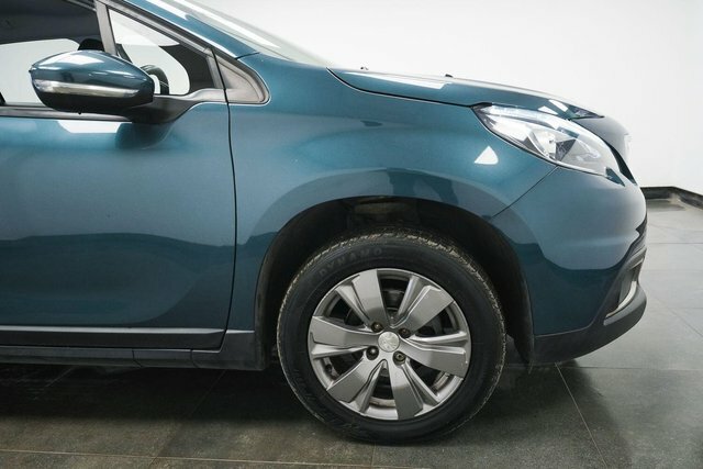 Peugeot 2008 1.2 Puretech Active Euro 6 MM67UOJ Green #4