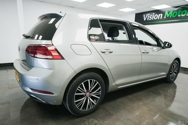 Volkswagen Golf 1.6 Tdi Se Nav Dsg Euro 6 S S J700SES Silver #3