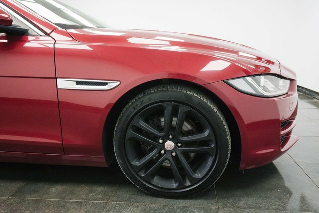 Jaguar XE 2.0D Prestige Euro 6 S S OU16CWF Red #3