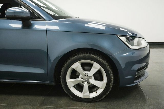 Audi A1 1.0 Tfsi Sport Sportback Euro 6 S S CP67BBX Blue #4