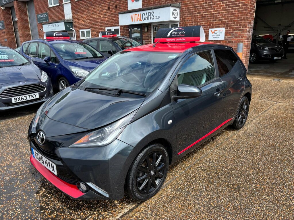 Toyota Aygo 1.0 Vvt-i X-press Euro 6 Grey
