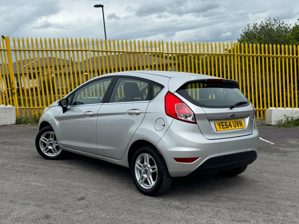 Ford Fiesta 1.25 Zetec Euro 5 YE64UVN Silver #2