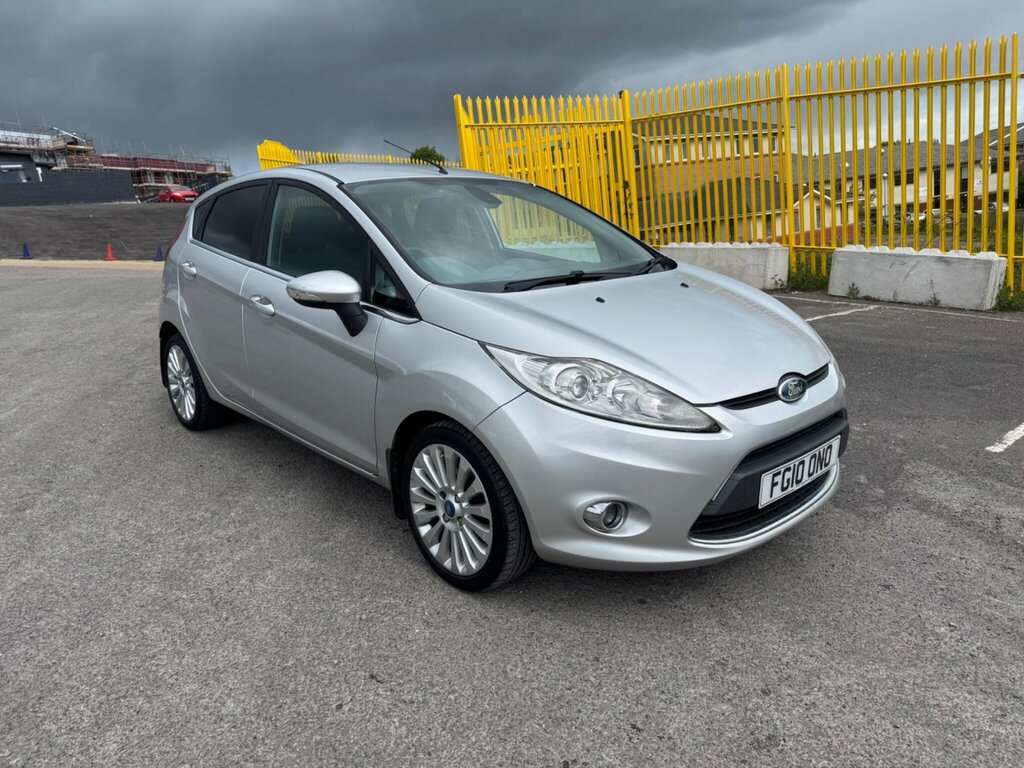 Ford Fiesta 1.6 Tdci Titanium FG10ONO Silver #4