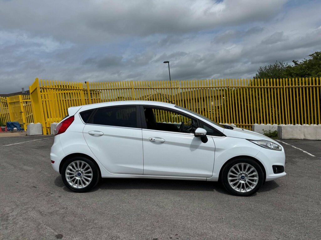 Ford Fiesta 1.0T Ecoboost Titanium Euro 5 Ss MD64AOE White #5