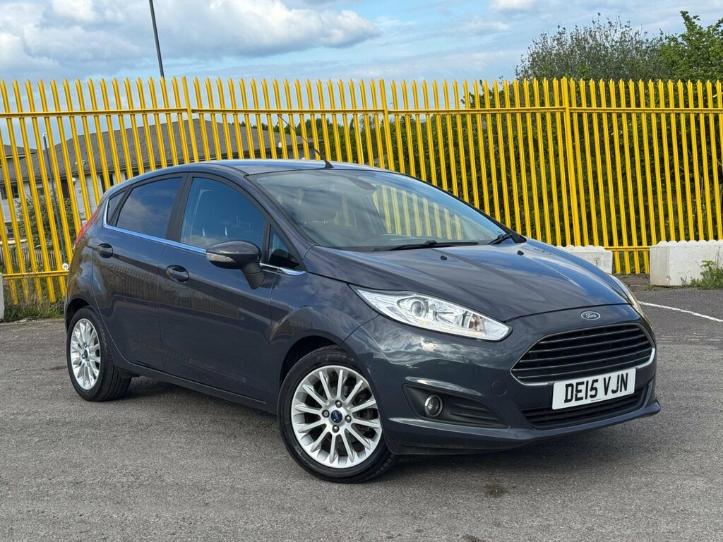 Ford Fiesta 1.0T Ecoboost Titanium X Euro 6 Ss DE15VJN Grey