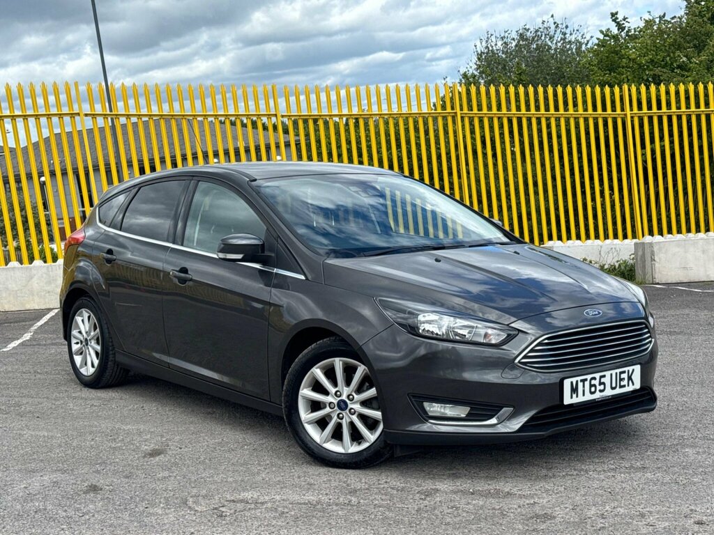 Ford Focus 1.0T Ecoboost Titanium Euro 6 Ss MT65UEK Grey