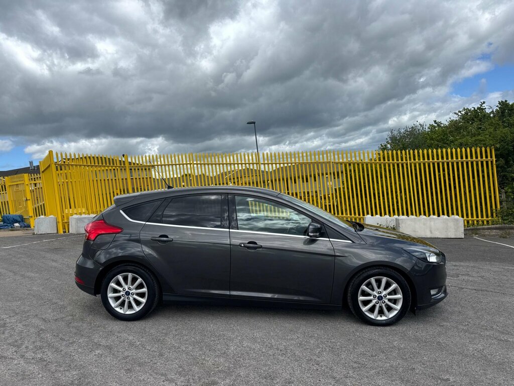 Ford Focus 1.0T Ecoboost Titanium Euro 6 Ss MT65UEK Grey #5