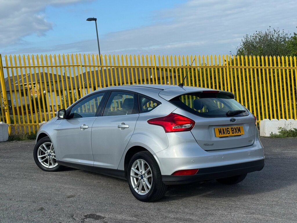 Ford Focus 1.0T Ecoboost Zetec Euro 6 Ss MA16BXM Silver #2